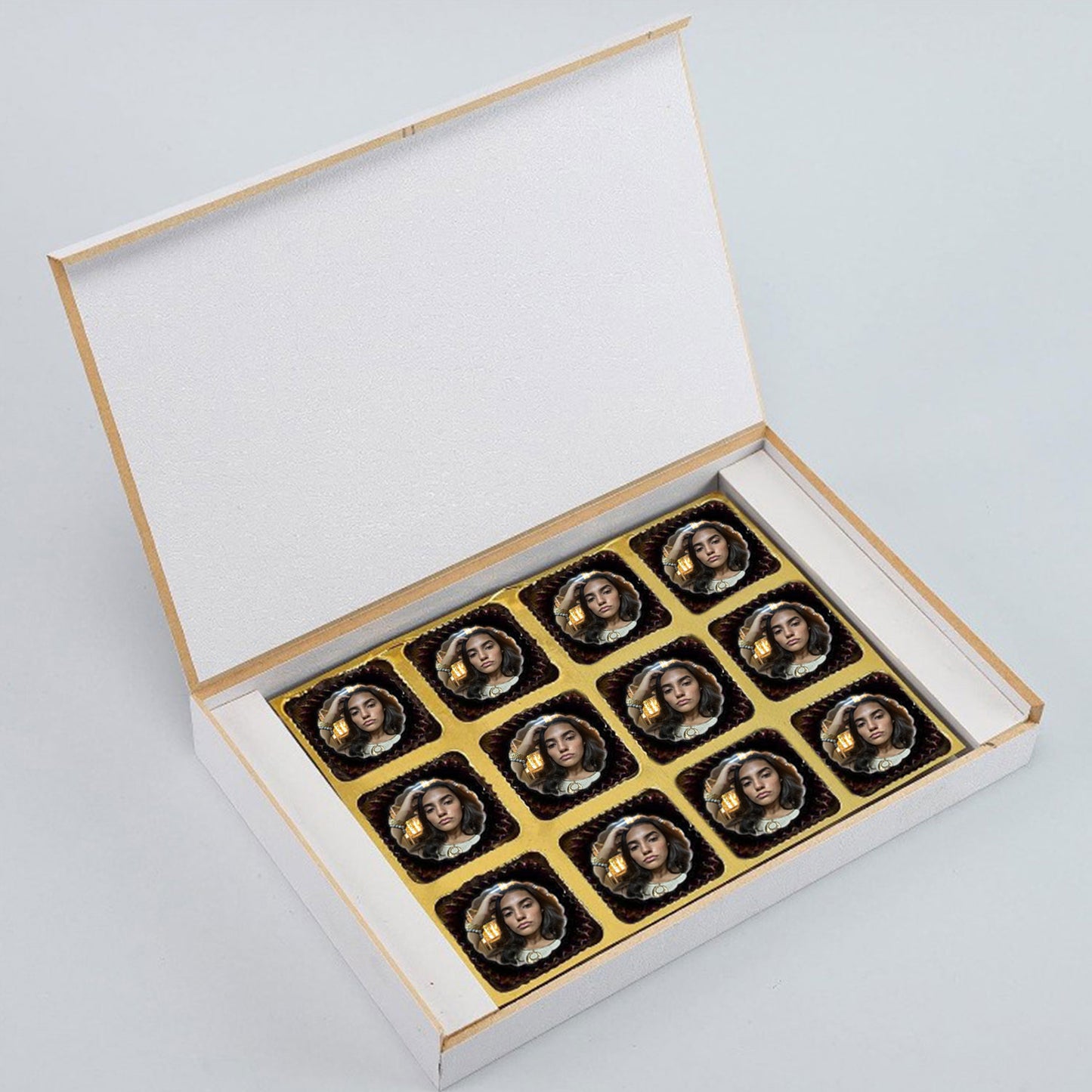 Personalized Valentine's chocolate with Photo in 12 PCs Chocolate Box