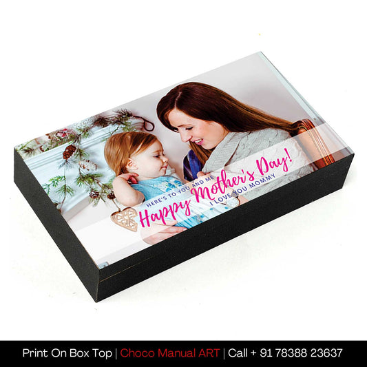 Printed personalised chocolate box for mommy with balck box