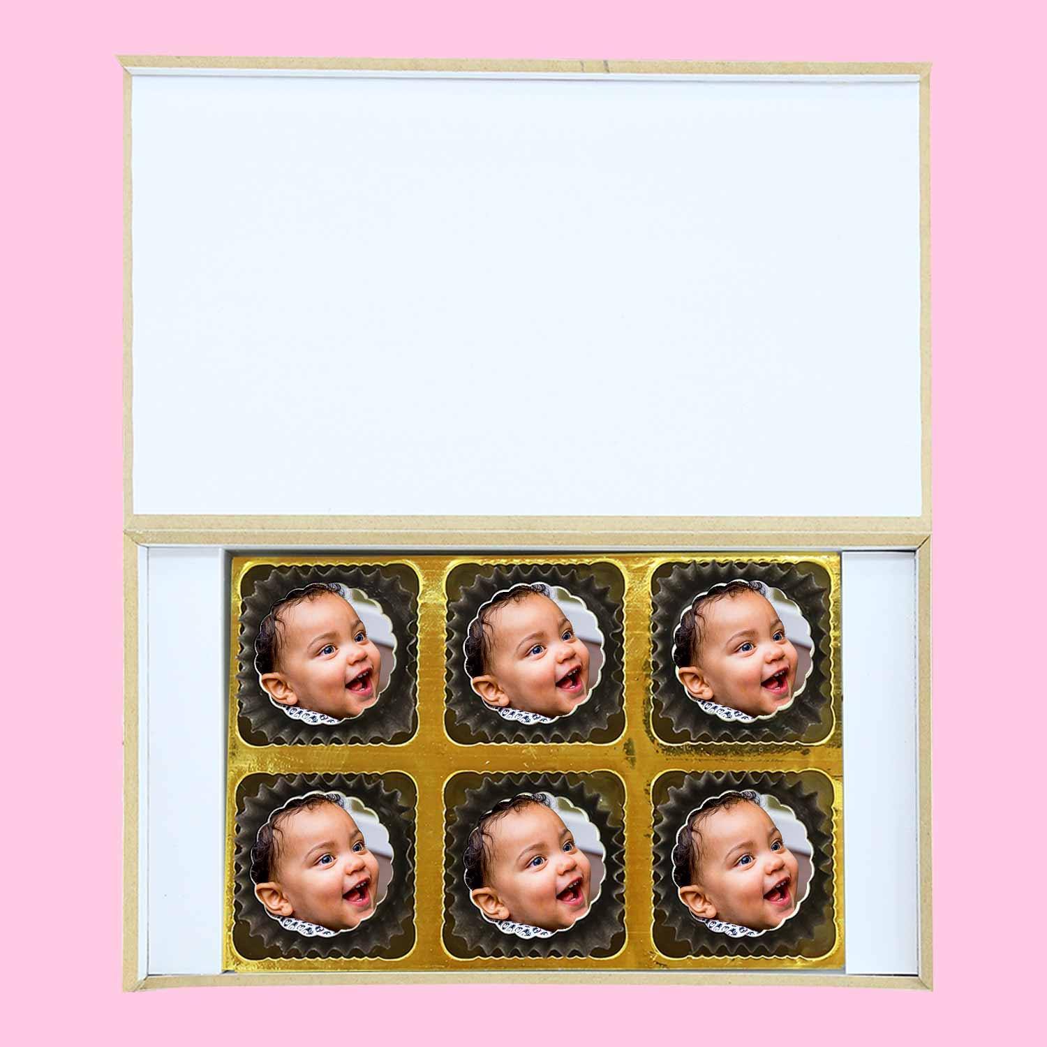 Baby & Mommy Giraffes Birthday invitation with Printed chocolates - Choco ManualART