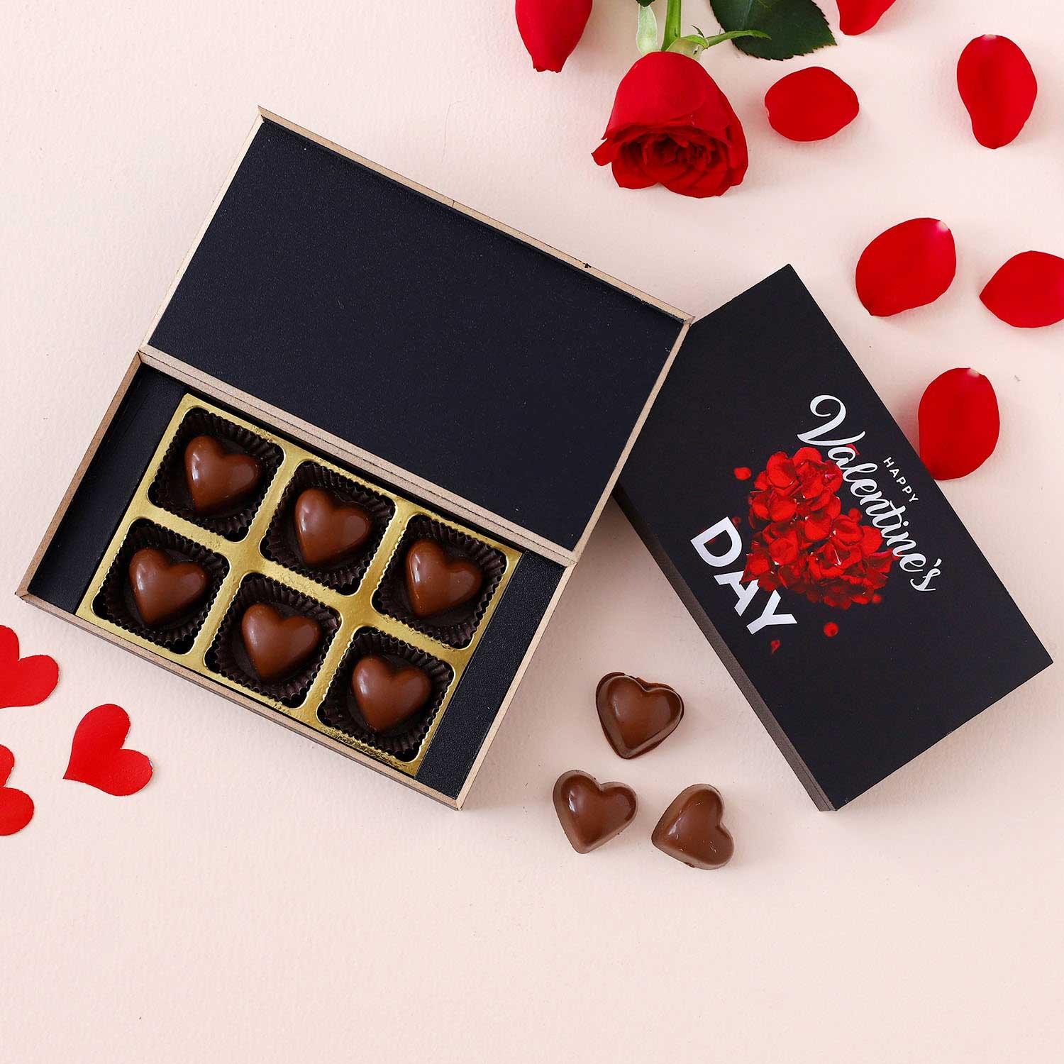 Heart Full Of Roses Printed Chocolate Box - Choco Manual ART
