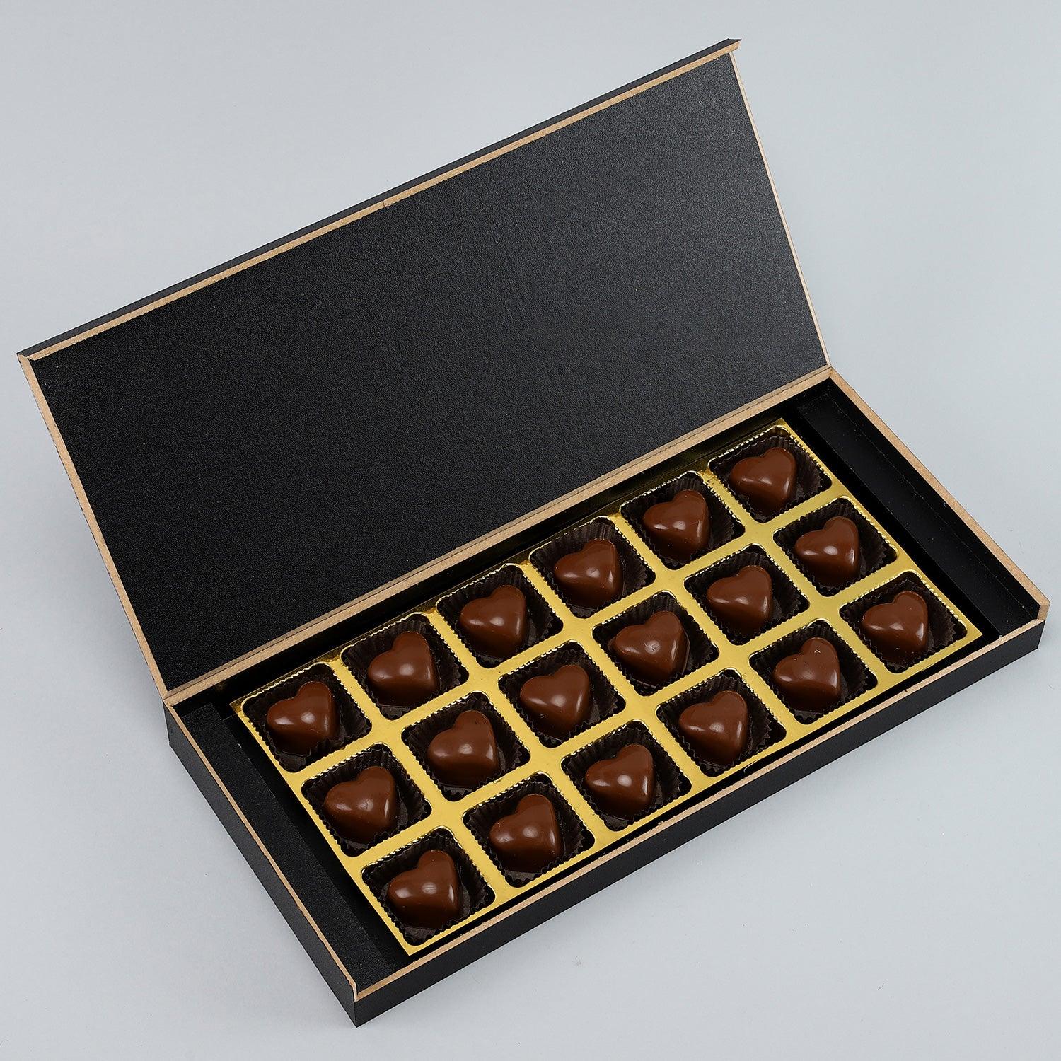 Heart Full Of Roses Printed Chocolate Box - Choco Manual ART